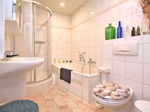 Apartment | Bathroom - Ferienwohnung Christina in Friedrichroda (Friedrichroda)
