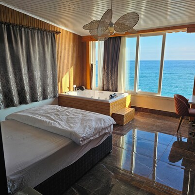 Mose Restoran Motel Beach