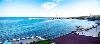 Mose Restoran Motel Beach