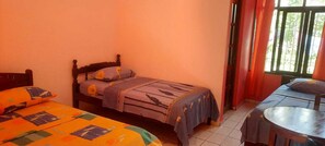 Triple Room | Free WiFi - Hotel Mirador Villa Tunari - Hostel (Villa Tunari)