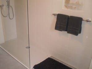 House | Bathroom - Holiday Home Niederehe Romantic Escape (Üxheim)
