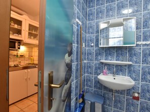 Apartment | Bathroom - Peaceful Apartment in Reddelich near Sea (Reddelich)