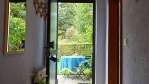 Reception - Cozy Holiday Home in Boverath With Private Garden (Daun)
