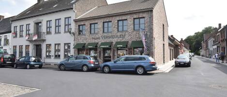 Apartment | Exterior