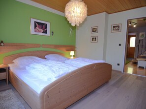 Departamento | 4 habitaciones, muebles diferentes y ropa de cama 