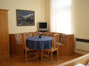 Dining - Cozy Apartment With Sauna in Ferlach (Ferlach)