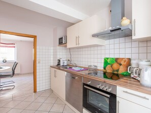 Apartment | Eigene Küche | Hochstuhl