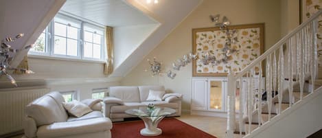 Huoneisto | Olohuone