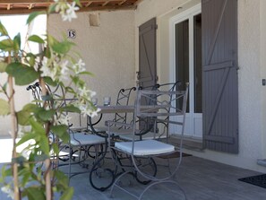 Villa | Balcony - Villa in Beaufort With Private Pool (Beaufort)