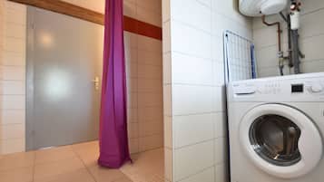 House | Bathroom