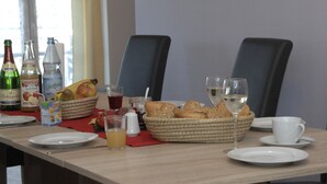 Unclassified image, 4 of 27, button - Lovely Apartment in Pepelow near Sea (Am Salzhaff)