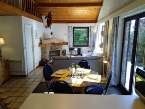 House | Living room - Pet Escape in Ardennes (Bievre)