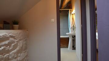 2 slaapkamers, individueel gemeubileerd, babybedden (toeslag)