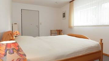 Apartment | 2 bilik tidur, dilengkapkan perabot secara berasingan, cadar katil