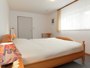Apartment | 2 Schlafzimmer, individuell eingerichtet, Bettwäsche