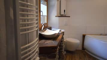 House | Bilik Mandi