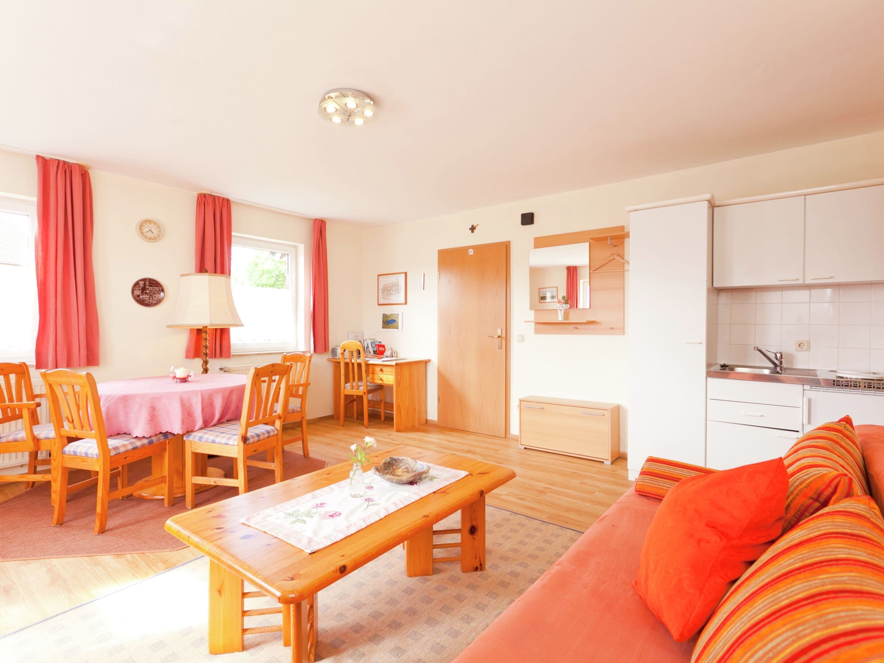 Apartment | Eigene Küche | Hochstuhl