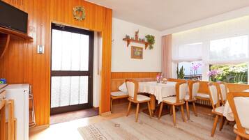 Apartemen | Tempat makan