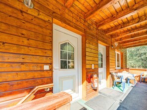 Apartment | Exterior - Cozy Apartment Near Trails (Masserberg)