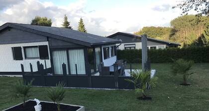Delightful Holiday Home With Terrace, Garden, Barbecue