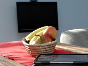 1 bedroom, cots/infant beds, individually furnished, bed sheets - Splendid Apartment in Pepelow near Sea (Am Salzhaff)