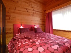 2 chambres, ameublement personnalisé, draps fournis