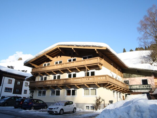 Exterior - Cozy Apartment on Slopes in Dienten (Dienten am Hochkoenig)