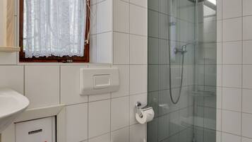 House | Bathroom