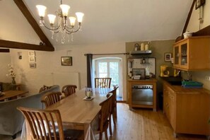 Casa | Cozinha privada | Cadeirão de bebê