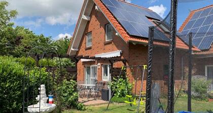 Snug Apartment in Lüdersfeld With Private Terrace and Garden