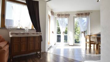 Apartment | Living room