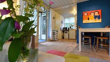 3 chambres, ameublement personnalisé, lits bébé (en supplément)