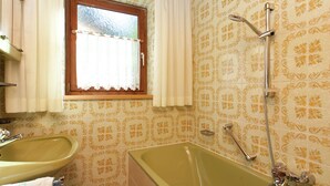 Apartment | Bathroom - Beautiful Apartment Near Ski Area in Westendorf (Westendorf)