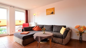 Living room - Cozy Apartment in Ostseebad Boltenhagen near Beach (Boltenhagen)
