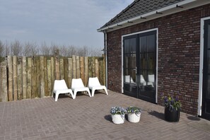 House | Exterior - Cozy Holiday Home in Callantsoog near Groote Keeten (Callantsoog)