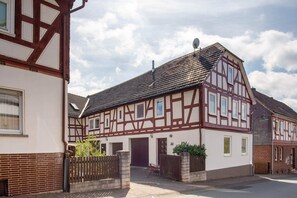 Apartment | Exterior