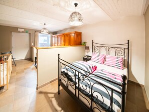 Cottage - Elegant Ardennes Retreat (Vielsalm)