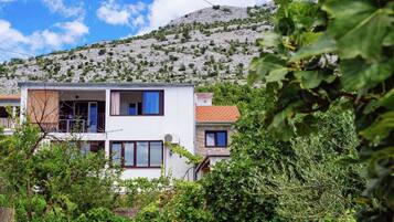 Apartment | Exterior