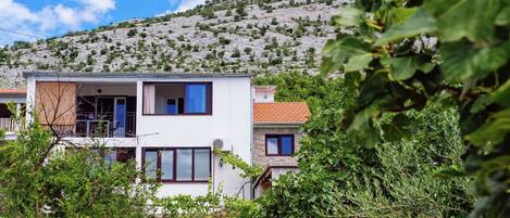 Apartment | Exterior