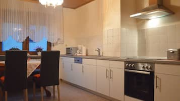 House | Private kitchen | Highchair