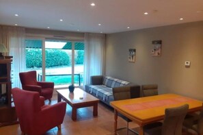 Maison | Salle de séjour | Télévision