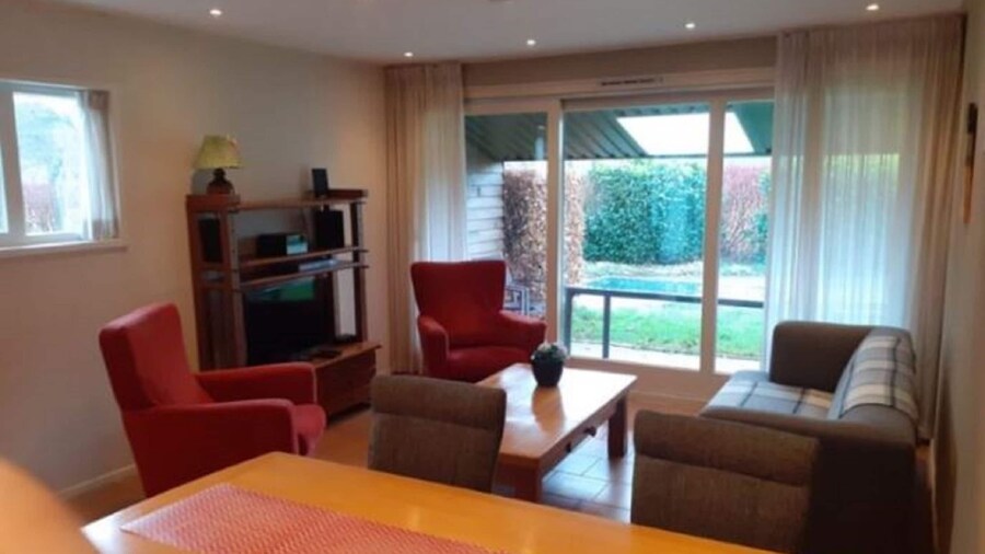 Farmhouse in Fochteloo Near National Park