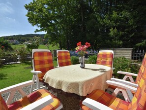 Bungalow | Dining