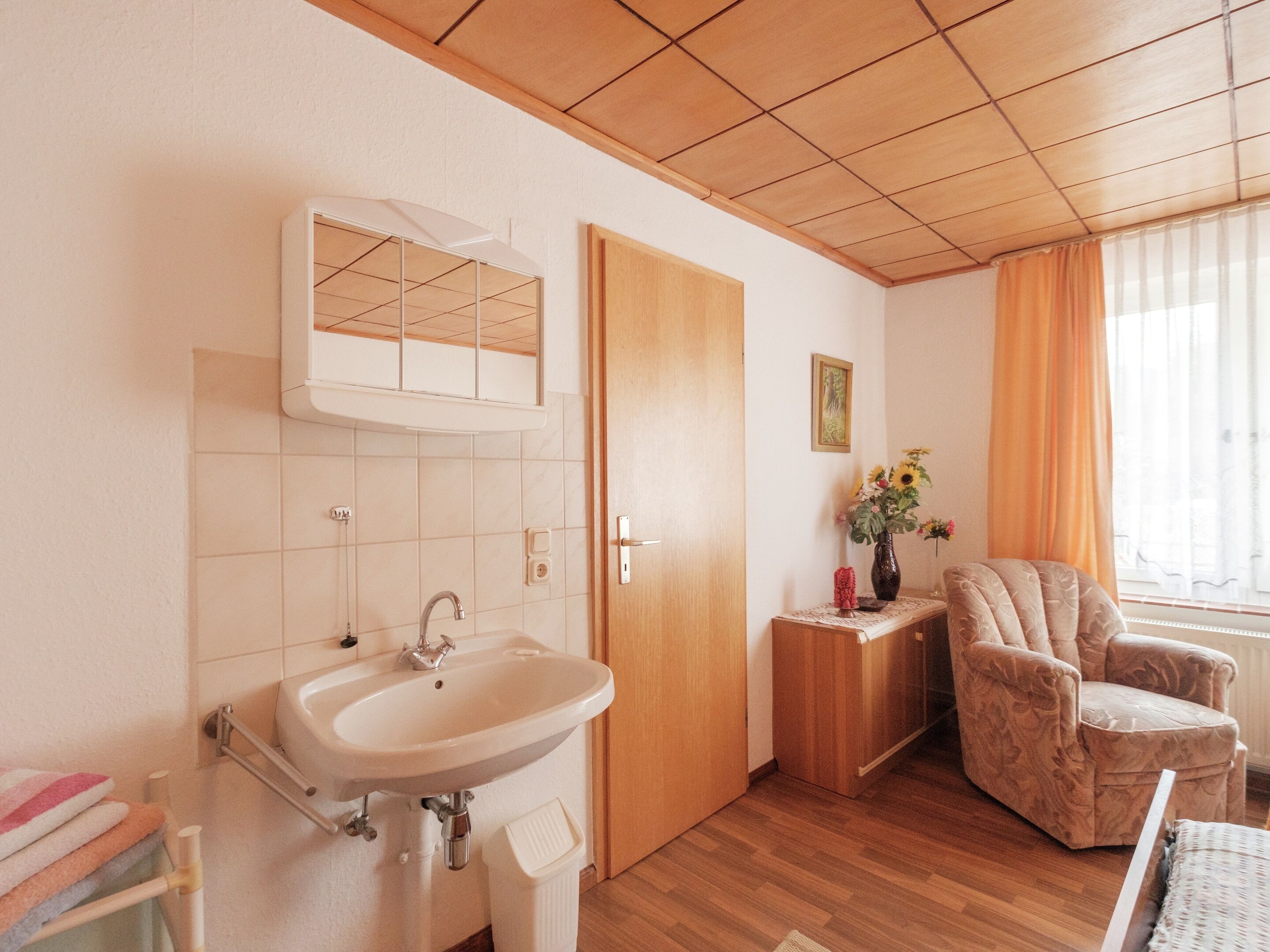 2 bedrooms, individually furnished, bed sheets