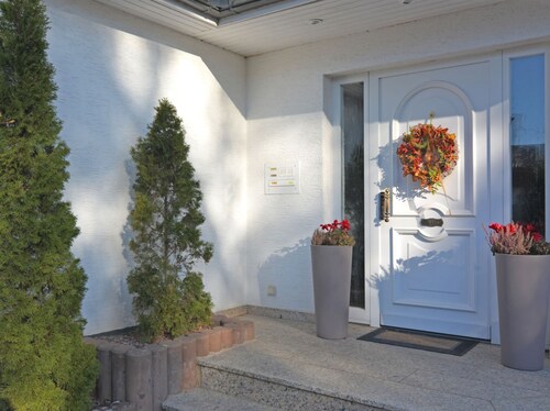Ground Floor Tasteful Apartment with Terrace & Garden near Brilon