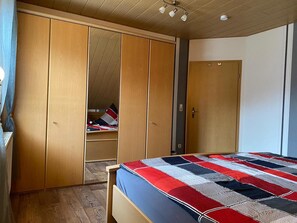 Apartment - Apartment in Merlsheim mit Garten (Nieheim)