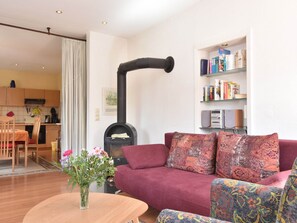 Apartment | Living area - Quaint Apartment in Rerik near Sea (Rerik)