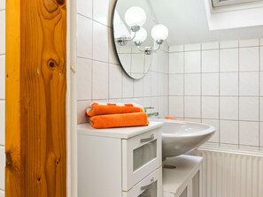 Apartment | Badezimmer