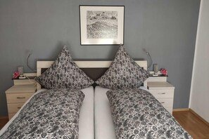Apartment | 1 bedroom, individually furnished, bed sheets - Apartment in Wehlen by Moselle Vineyards (Bernkastel-Kues)