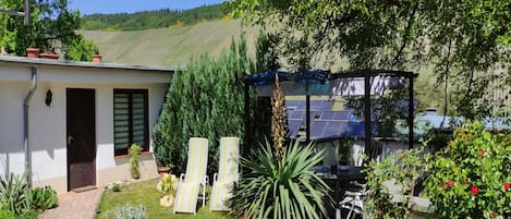 Apartment | Garden